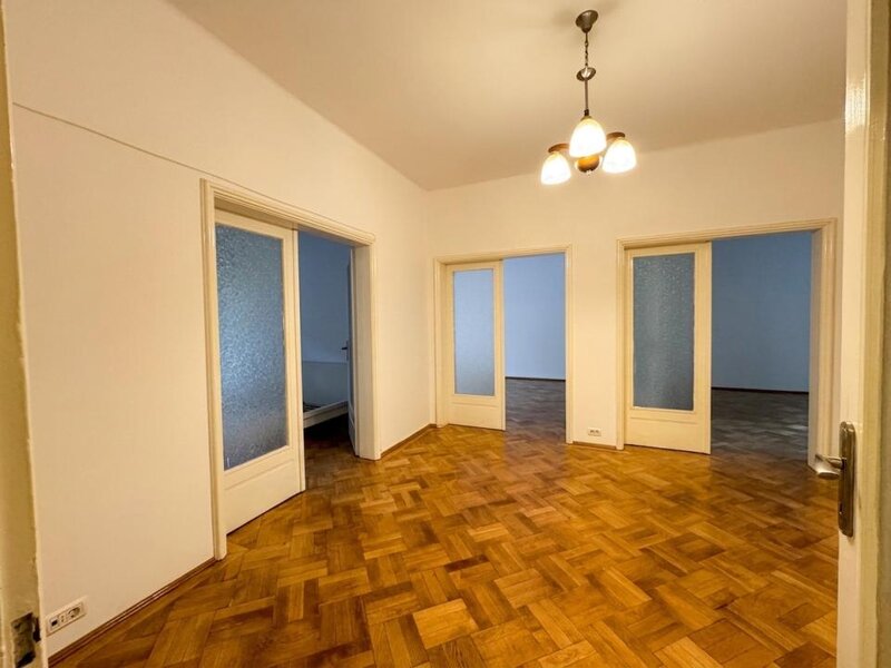 Cismigiu Apartament fermecator cu vedere in parcul Cismigiu